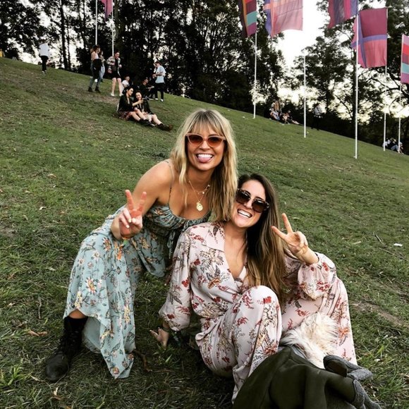 TIGERLILY Silk Mazari Long Sleeve Wrap Crop Top Blouse RRP$249 - Picture 12 of 13